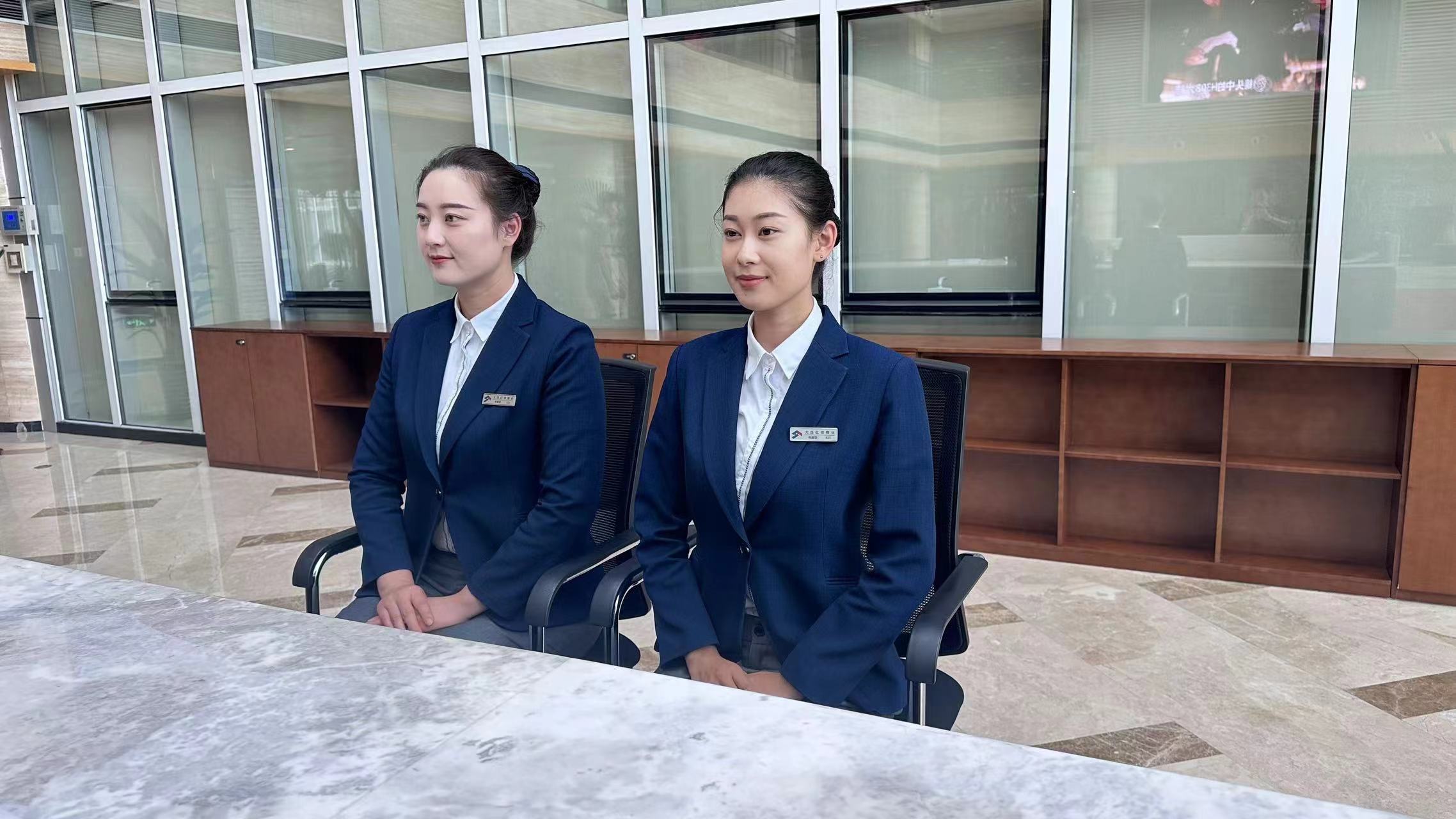 专业服务礼仪体系 会务、商务接待、酒店与物业服务的全方位融合