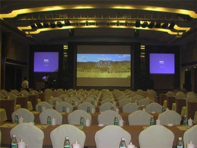 武汉专业会务服务 投影仪出租与车展液晶电视租赁一站式解决方案